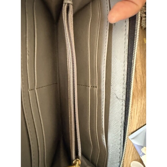 $65 Fossil Jayda Zip Clutch Wallet Grey Black Gunmetal Metallic - Picture 9 of 13